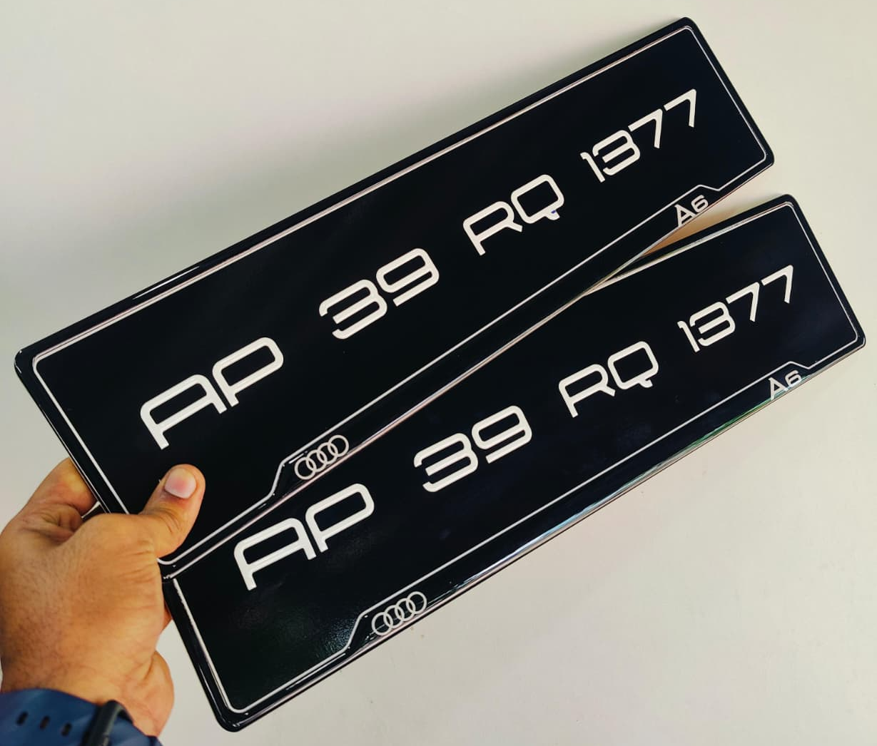 Order mahindra xev 9s gel number plates in Delhi